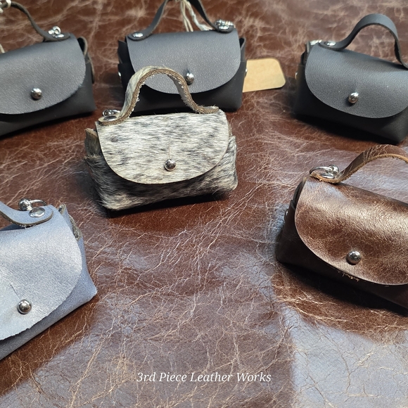 Handmade Mini Leather Purses - Picture 2 of 12